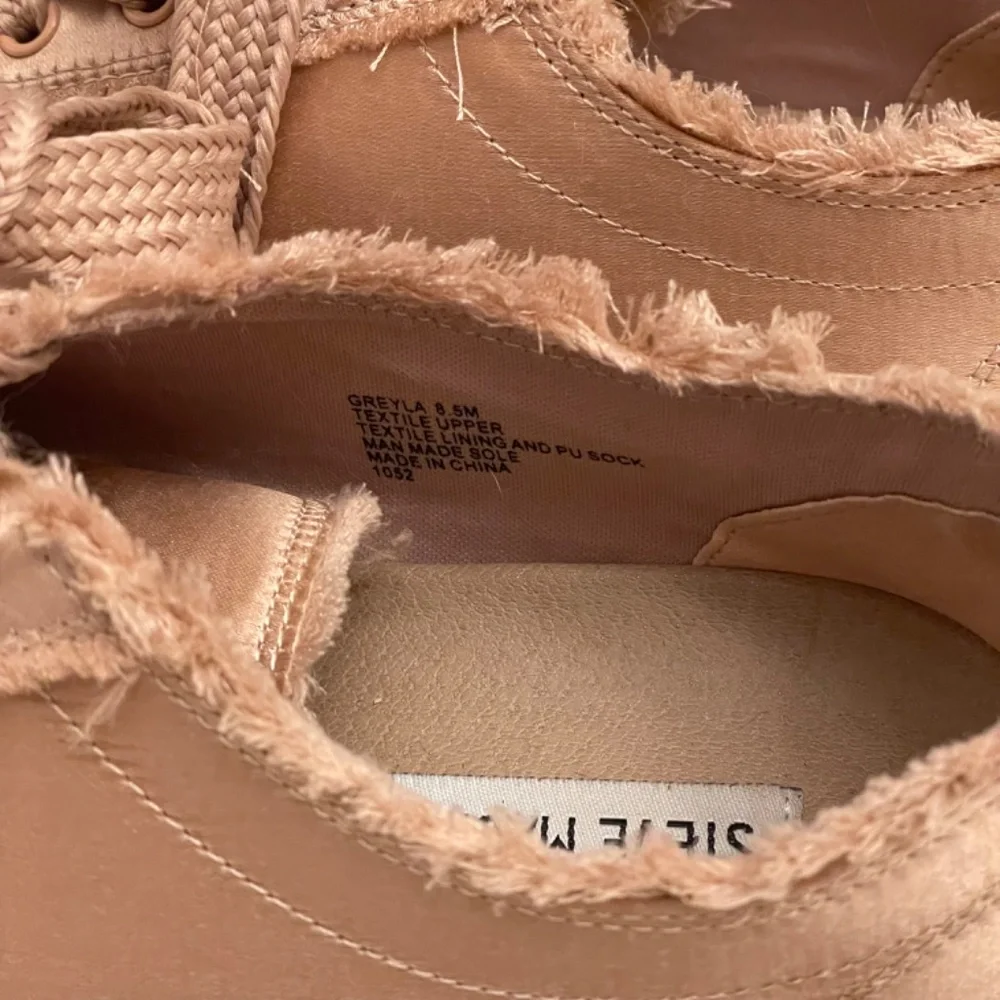 Blush Pink Satin Steve Madden Greyla Shoes - Picture 3 of 4